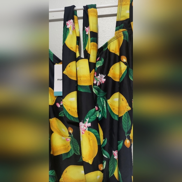 Marina West lemon drop m9dest Swimsuit size small - Picture 8 of 8